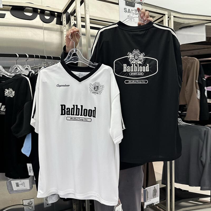 Badblood Loose T-Shirt for Women, Sexy V-Neck Short-Sleeved Jersey, Preppy Style American Oversize Retro Top Badblood Loose T-Shirt for Women, Sexy V-Neck Short-Sleeved Jersey, Preppy Style American Oversize Retro Top