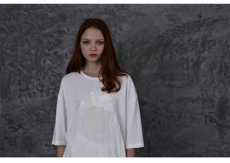 Tiền gửi yucco tim thêu T-shirt [thanh toán đầy đủ của 199 nhân dân tệ đến 30 nhân dân tệ thời gian giao hàng 60 ngày] áo phông trơn