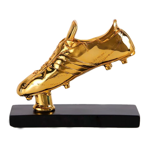 Европейский футбольный футбольный трофей Европейская лига Стрельца Футбольная оборона