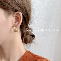 Advanced sense ear studs 2021 New tidal women retro temperament Hong Kong style earrings European and American style exaggerated Net red ear jewelry