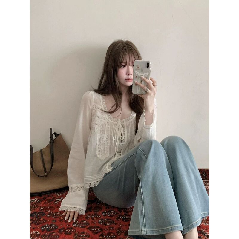 French-Style White Lace-Trimmed Collared Long-Sleeved Shirt with a Unique Design, Casual Top French-Style White Lace-Trimmed Collared Long-Sleeved Shirt with a Unique Design, Casual Top