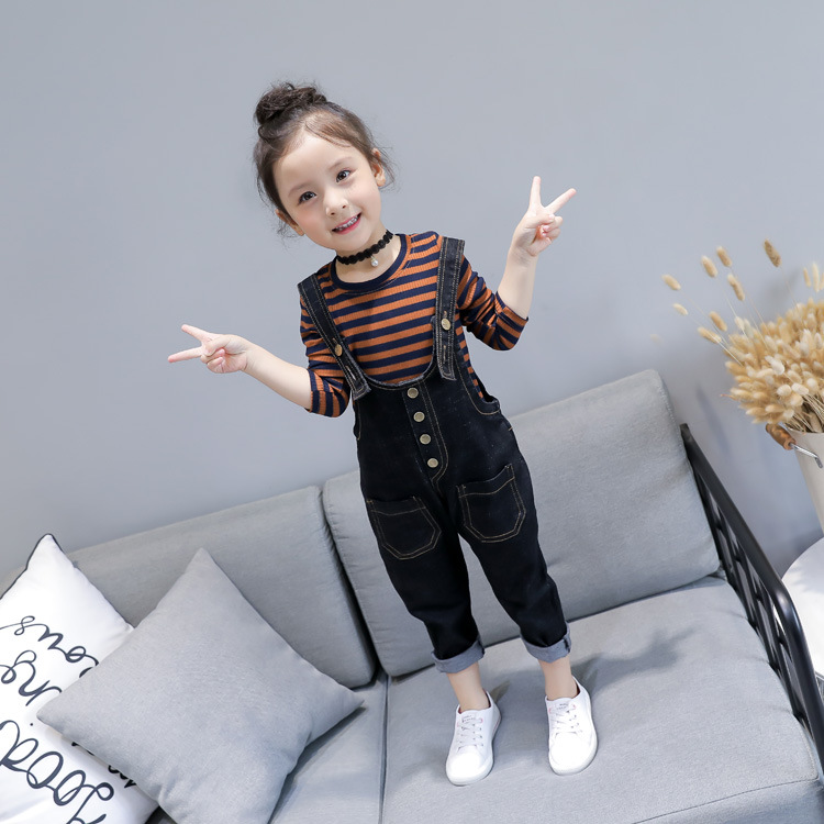 Quần áo trẻ em Hàn Quốc 2018 thu đông mới Áo phông trẻ em sọc dài tay + áo yếm denim hai mảnh shop trẻ em