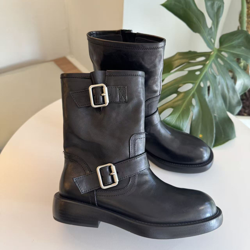 European Station 2026 Autumn New Genuine Leather Belt Buckle Motorcycle Boots Western Short Boots Women's British Style Mid-Calf Martin Boots European Station 2026 Autumn New Genuine Leather Belt Buckle Motorcycle Boots Western Short Boots Women's British Style Mid-Calf Martin Boots