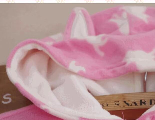 Mùa thu và mùa đông mới nữ lớn trai rung nhung phim hoạt hình mèo con trùm đầu với tai jumpsuit dây kéo hậu cung jumsuit nhung trẻ em