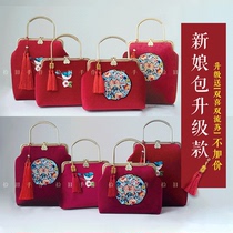 2022 new hand-made original design red gold velvet delicate embroidery portable retro bride wedding bag women's bag