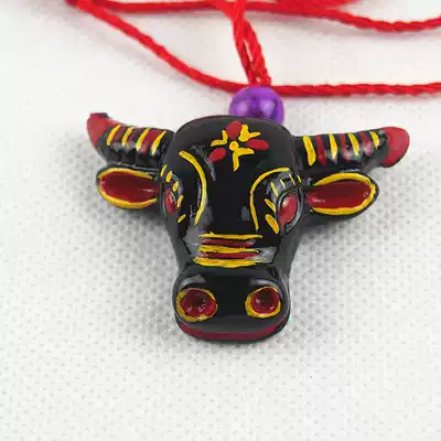 Sichuan Xichang Liangshan Yi lacquerware Minotaur necklace Handicraft ornaments Traditional handmade text play