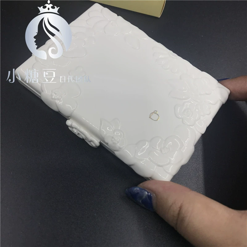 Nhật Bản trực tiếp thư Shiseido lợi ích loạt mới của bột trắng trong suốt ánh sáng phấn phủ kiềm dầu hàn quốc