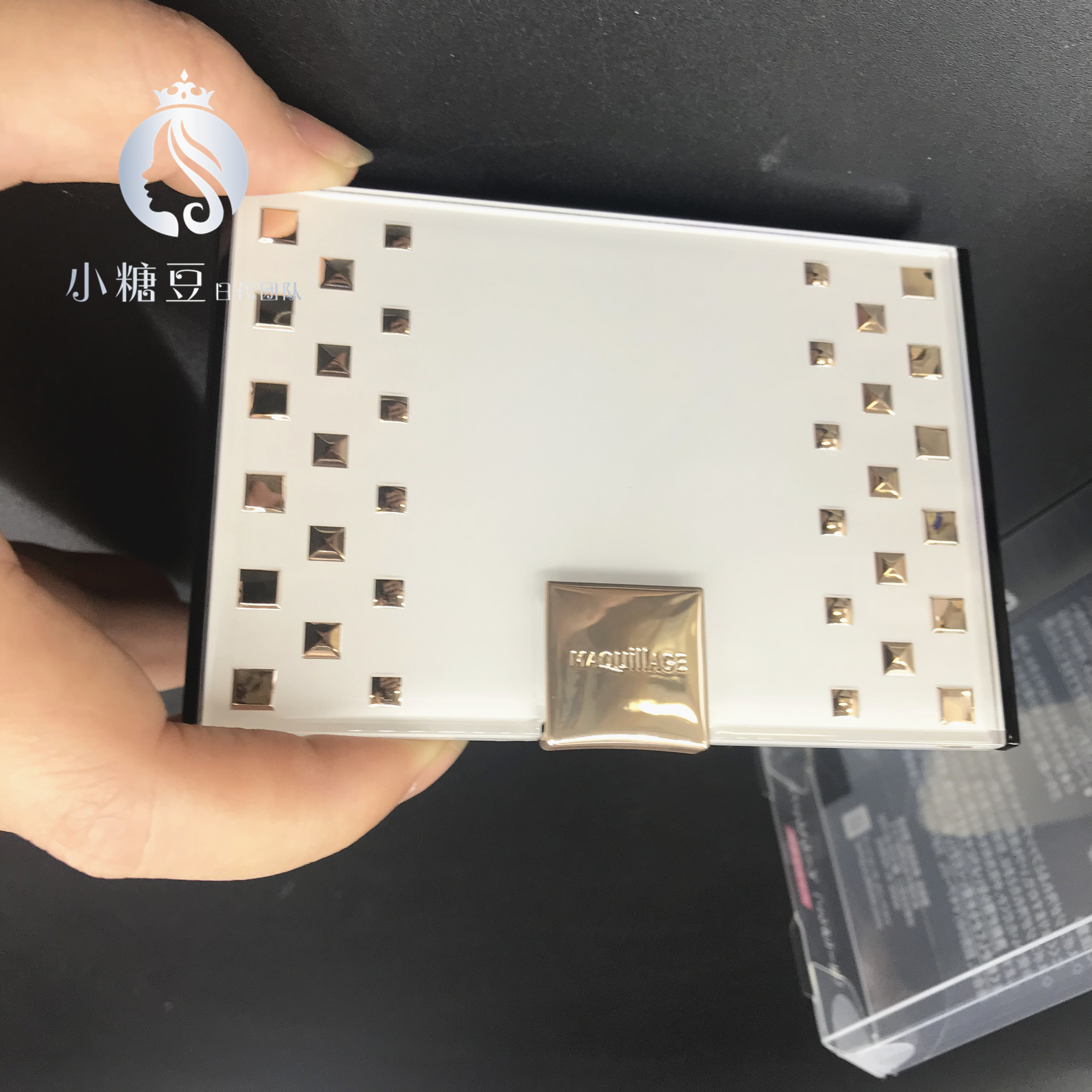 Nhật Bản trực tiếp mail Shiseido Maquillage heart beauty beauty mousse air Powder cake bột / hộp bột phấn phủ whoo vàng