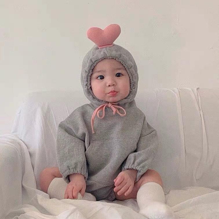 Spring and autumn new ins baby love climbing bag fart clothes long sleeve male baby girl baby newborn clothes gush