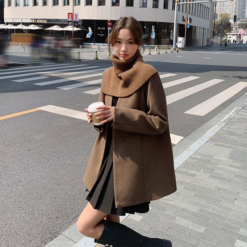 美拉德咖色带围巾款双面呢羊绒大衣女2024冬季新款双排扣毛呢外套图片