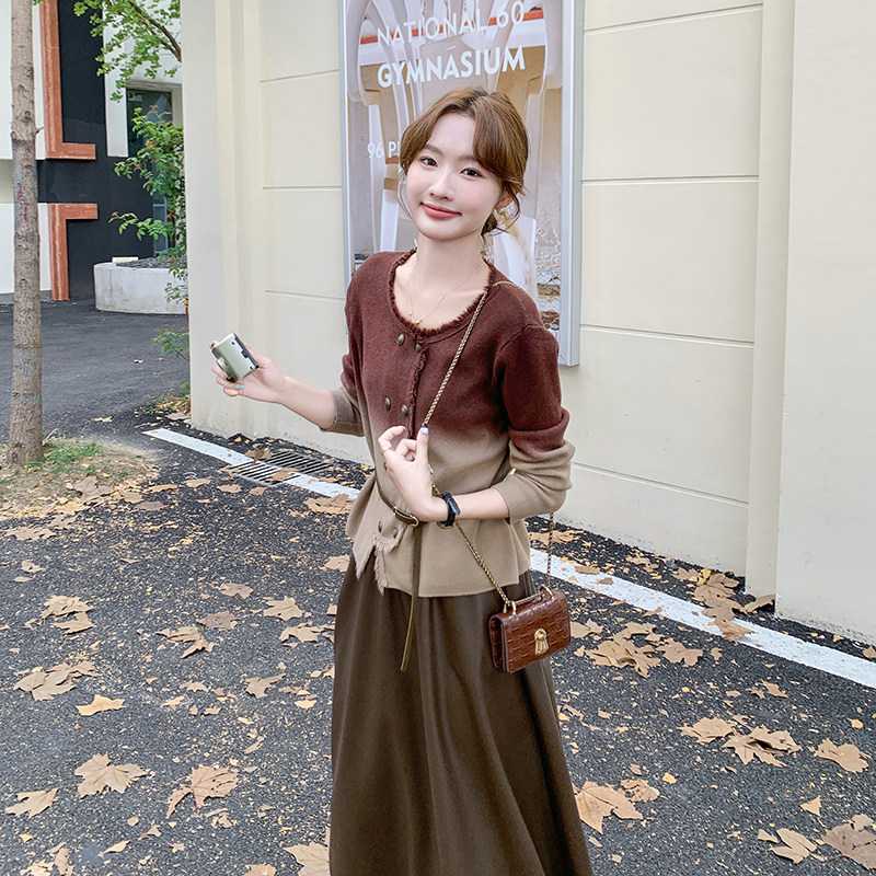 渐变色小香风时尚套装裙女2025法式设计感洋气减龄PU皮裙两件套,女装套装/套裙,2C166