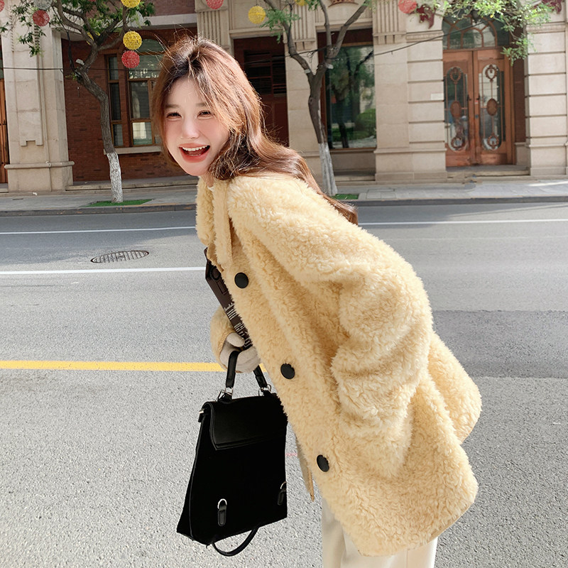 学院风甜美羊羔毛外套女2024冬季新款小个子加厚保暖皮毛一体棉服,女装皮草,2C299