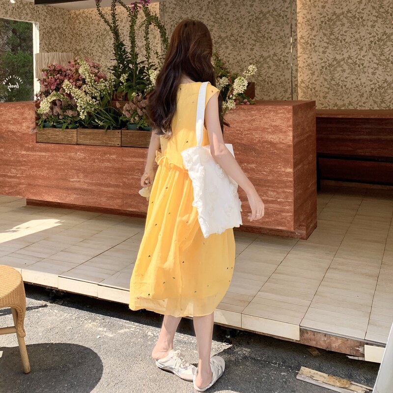 黄色洋气爱心刺绣无袖连衣裙子女2025夏季绝美背心裙小个子长裙潮,女装连衣裙,2C117