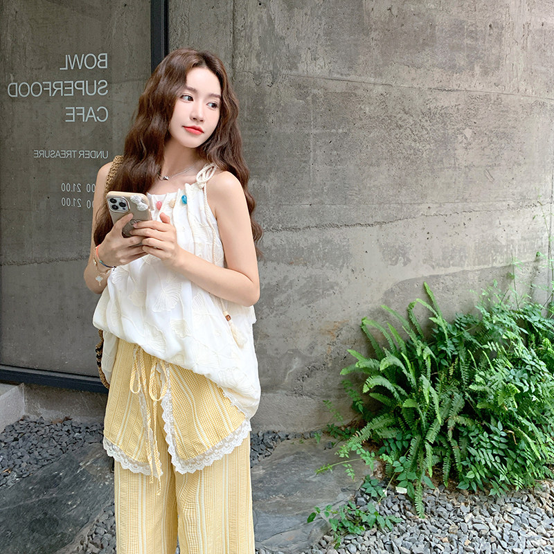 刺绣无袖马甲阔腿裤套装女夏2025新款度假风法式两件套显瘦爆款,女装套装/套裙,2C052