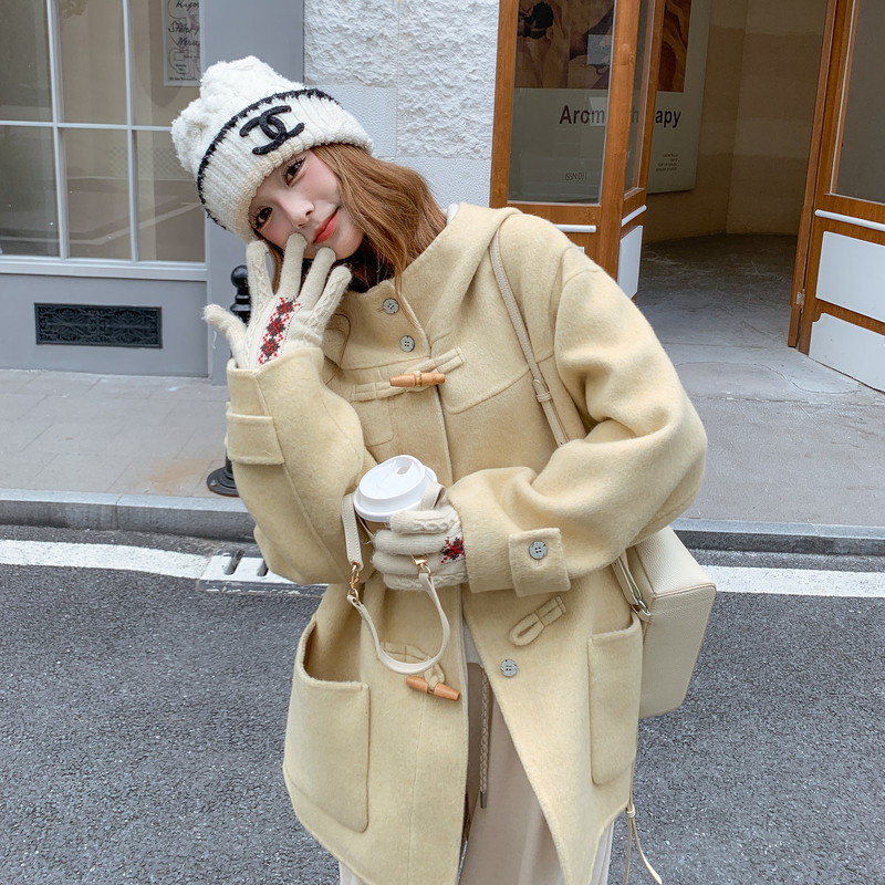现货！韩系减龄连帽牛角扣羊毛大衣外套女2C325-562P275K398,女装毛呢外套,2C325