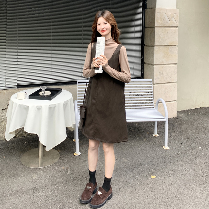 现货:秋季休闲高级复古PU皮裙打底衫两件套2C135-8896P155K228,女装套装/套裙,2C135