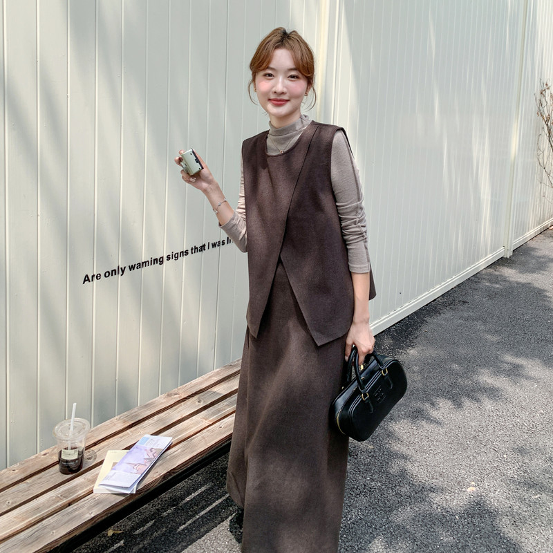 韩系复古打底衫开叉马甲套装裙女2025秋新款简约气质半身裙三件套,女装套装/套裙,2C225