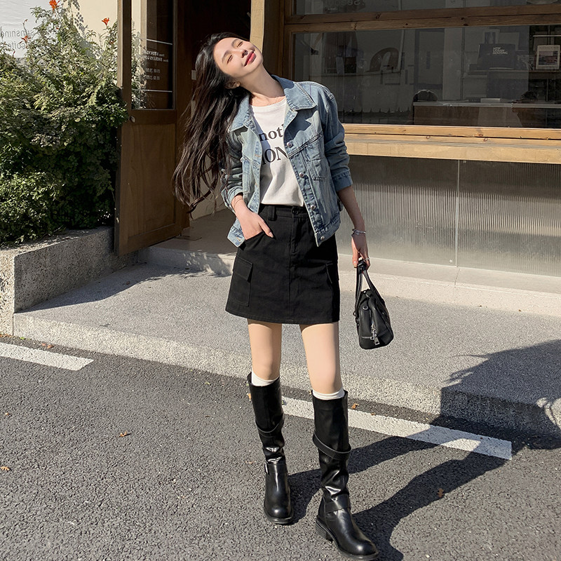 翻领牛仔外套女2025年秋季新款高级设计感小众小个子炸街短款上衣,女装短外套,2C215