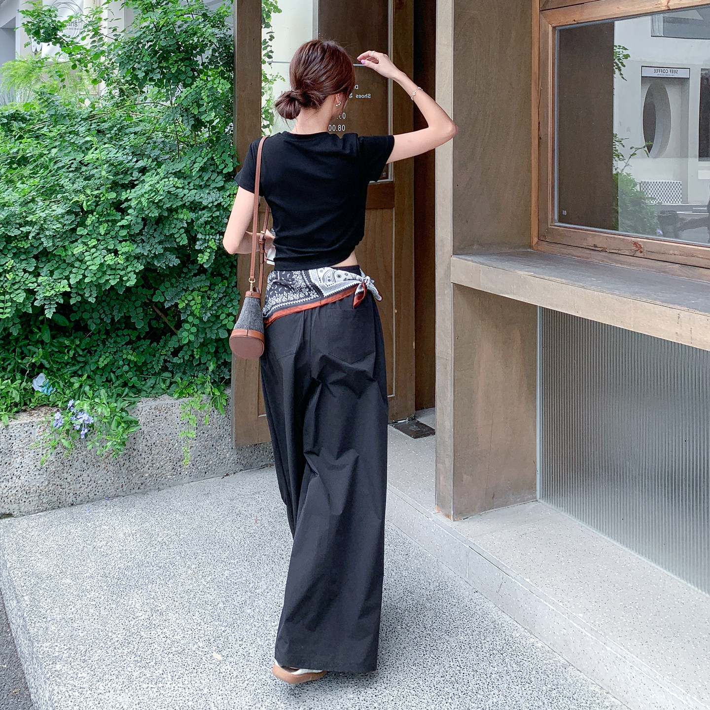 黑色韩系休闲短袖T恤套装女2025夏季新款松弛感宽松阔腿裤两件套,女装套装/套裙,2C266