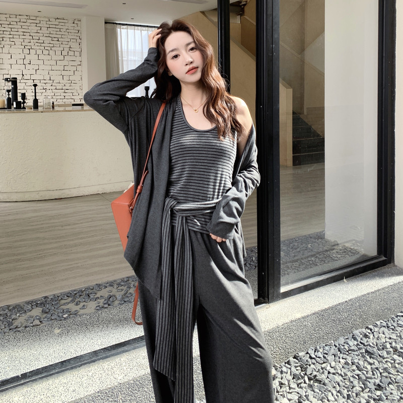 灰色长袖防晒开衫条纹上衣套装女2025春秋季新款显瘦休闲裤三件套,女装套装/套裙,2D148