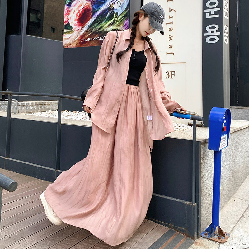 慵懒松弛感粉色防晒衫套装女夏装搭配一整套2025新款温柔风半身裙,女装套装/套裙,2C085