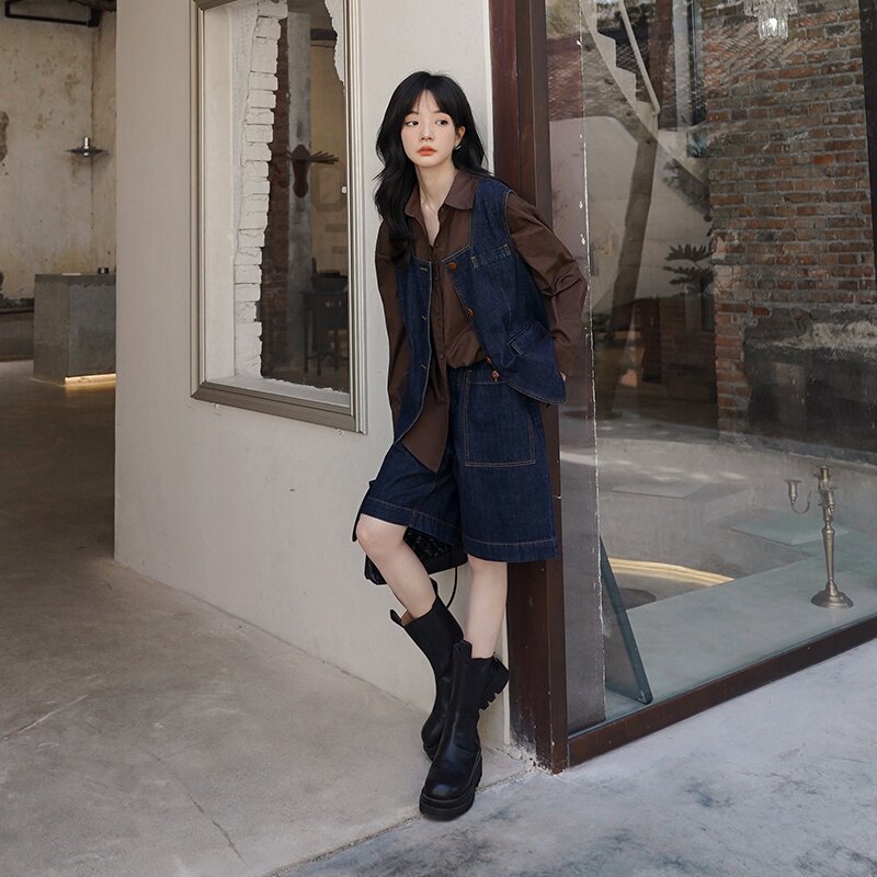 高级感牛仔套装女2025夏季新款酷盐系马甲上衣短裤小个子两件套潮图片