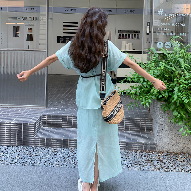 日系设计感宽松款衬衣背心三件套女夏季2025简约小清新半身裙套装,女装套装/套裙,2D109