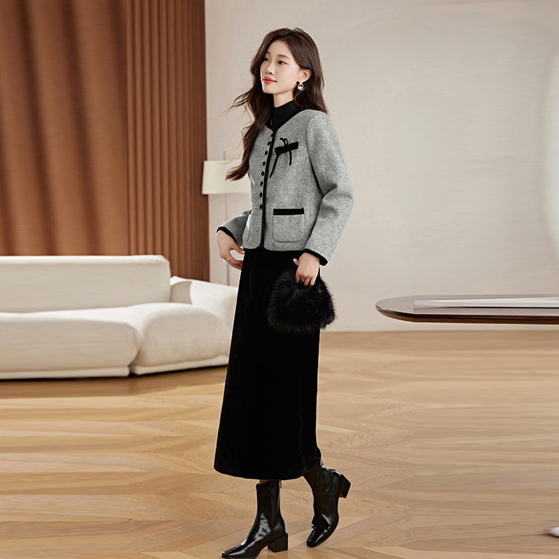 2025冬季新款！小香风时尚加绒套装,女装羽绒服,丽莎妳雅
