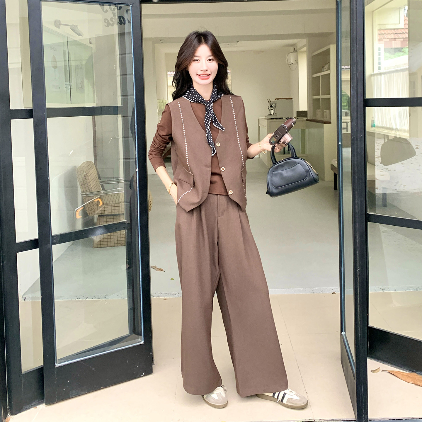 老钱风马甲套装女秋季2025新款复古高级感休闲阔腿裤打底衫三件套,女装套装/套裙,2D078