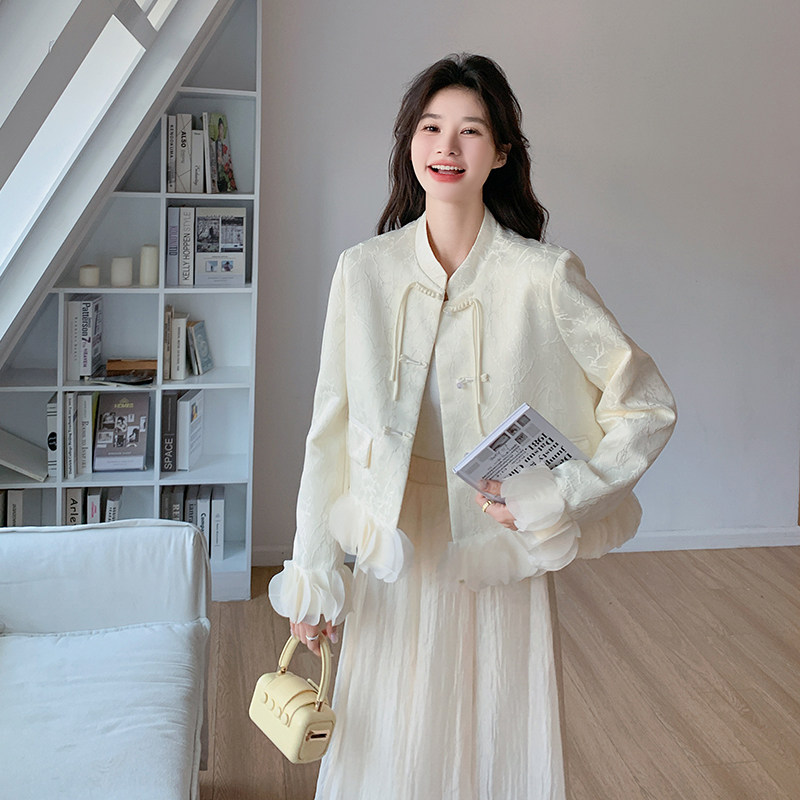 立体花边新中式国风外套女春秋2025新款短款小个子立领盘扣上衣,女装短外套,2C203
