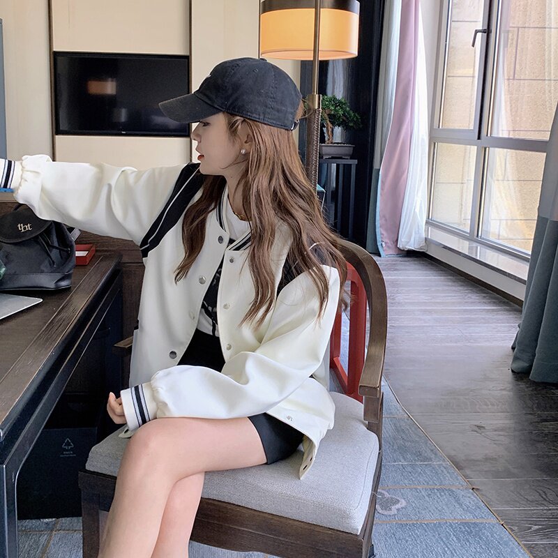 美式复古休闲白色棒球服外套女春季2024新款小个子高级感夹克上衣,女装短外套,2C066