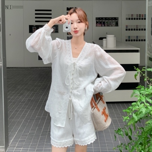 法式温柔风薄款防晒套装女2025夏季新款高级感衬衫阔腿短裤两件套图片