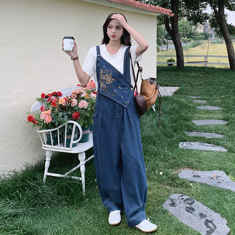 韩版时尚减龄刺绣牛仔背带裤女2025夏季新款宽松显瘦设计感连体裤，女装牛仔裤，2C112
