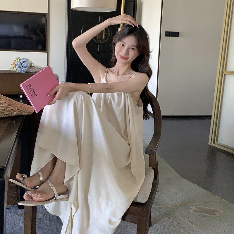 U型领设计感复古长款苏黎白月光连衣裙显瘦夏季长裙气质白色性感,女装连衣裙,2C075