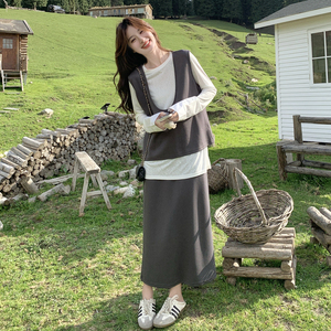 设计感休闲三件套女2025秋季新款气质马甲背心上衣半身裙时尚套装图片