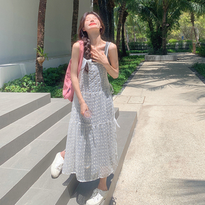 夏季搭配一整套吊带裙女夏季2025新款今年流行网纱罩衫连衣裙图片