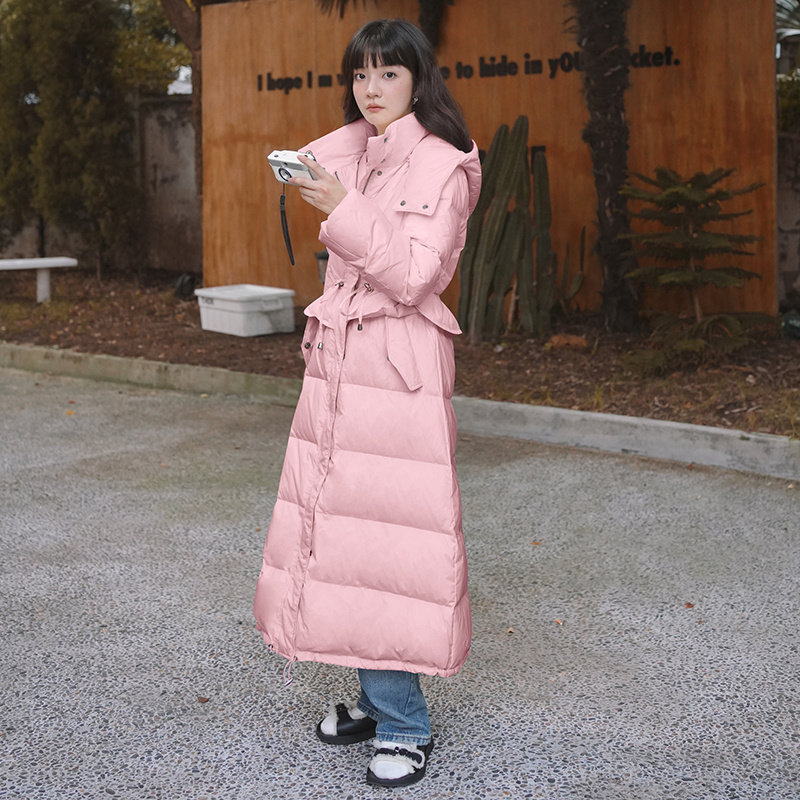 2025年明星同款收腰百搭时尚白鸭绒过膝羽绒服2C220L209P275K389,女装羽绒服,2C220