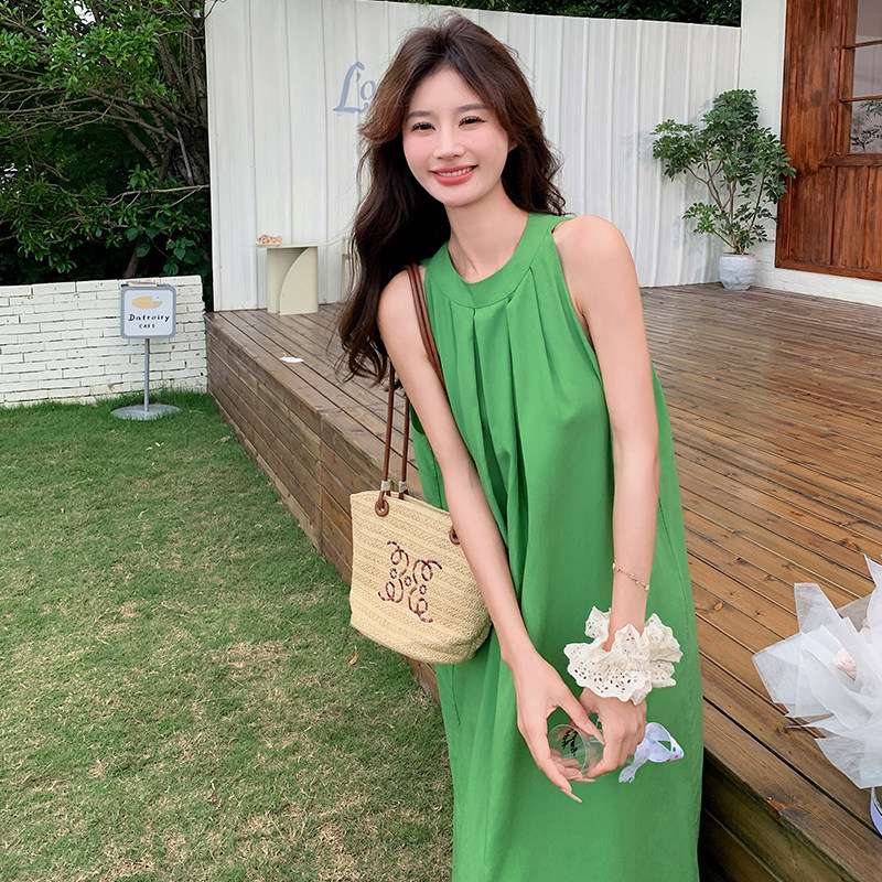 韩版宽松绿色背心裙女夏季2025新款气质高级超好看无袖挂脖连衣裙,女装连衣裙,2C131