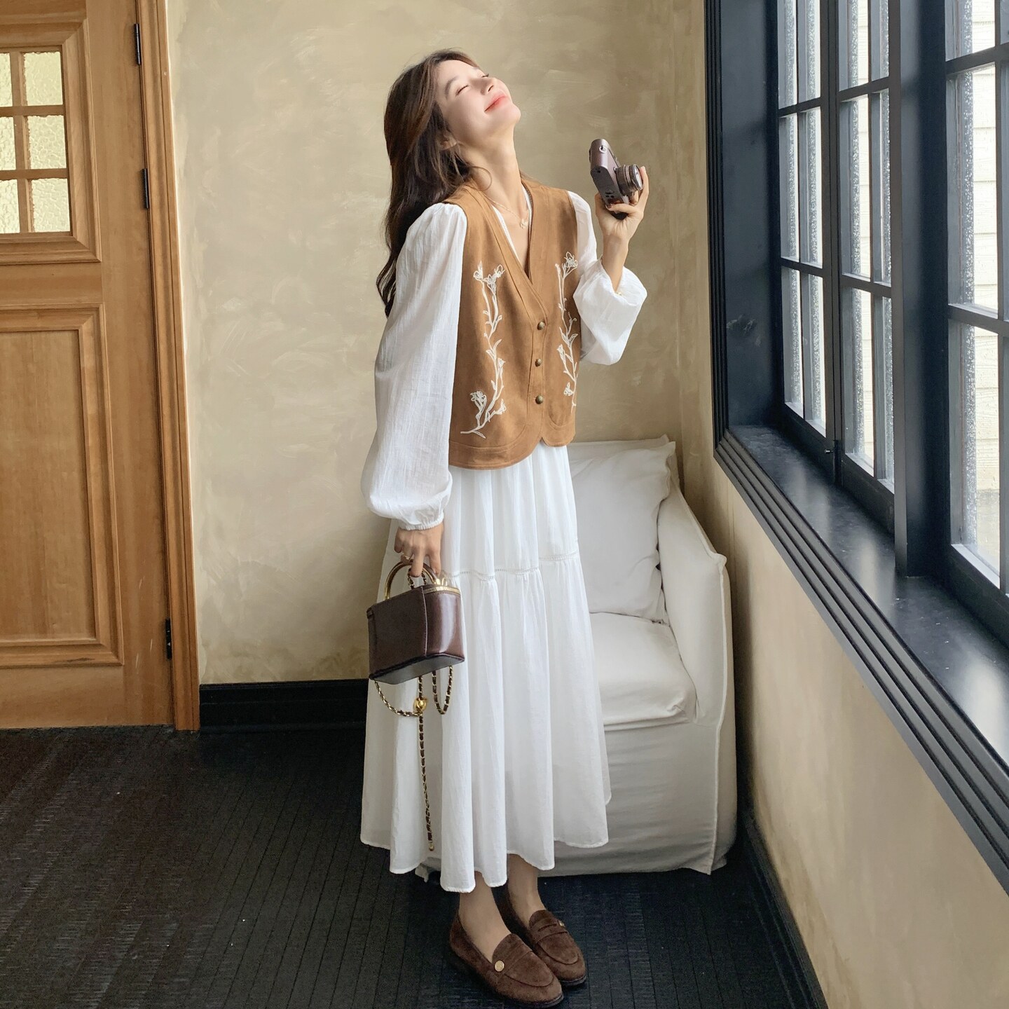 复古刺绣马甲套装裙女2025秋季新款度假风设计感气质连衣裙两件套,女装套装/套裙,2C299