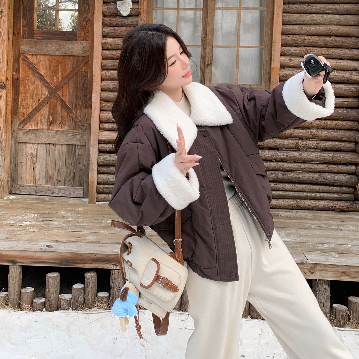 新款冬装羊羔毛领棉服（大货已出）,女装棉衣/棉服,2C222