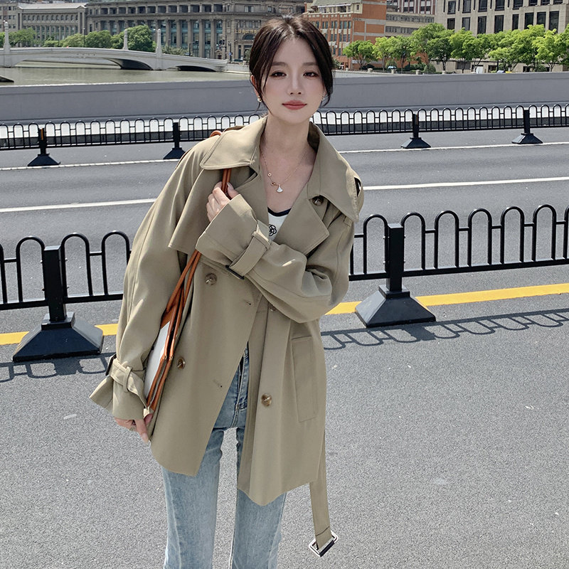 卡其色今年流行高级感风衣外套女2023秋新款英伦风小个子收腰大衣图片