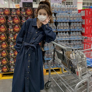 法式复古牛仔连衣裙女长裙2023新款女装时髦洋气收腰工装衬衫长裙图片