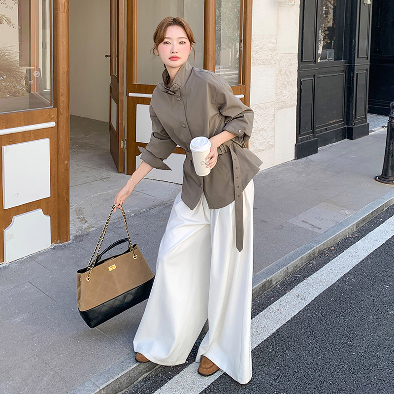 卡其色简约立领风衣外套女2025秋季新款港风干练休闲收腰显瘦上衣,女装风衣,2C301