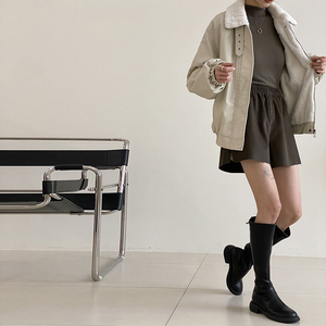 现货2C127-8862-P180-K258 皮外套棉服图片