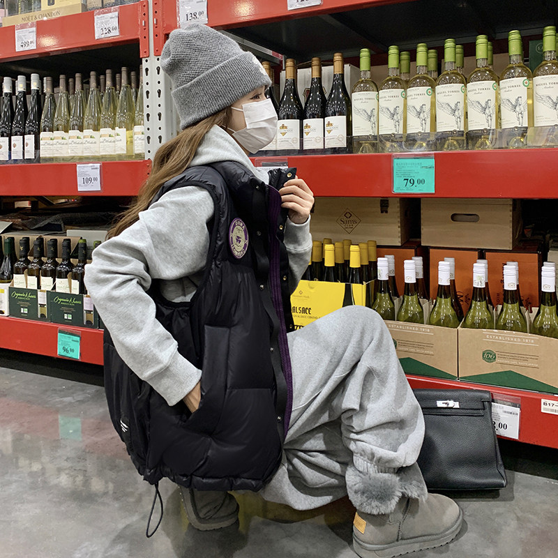 新款黑色羽绒服马甲女冬季2025新款短款小个子高级感韩版,女装羽绒服,2C177