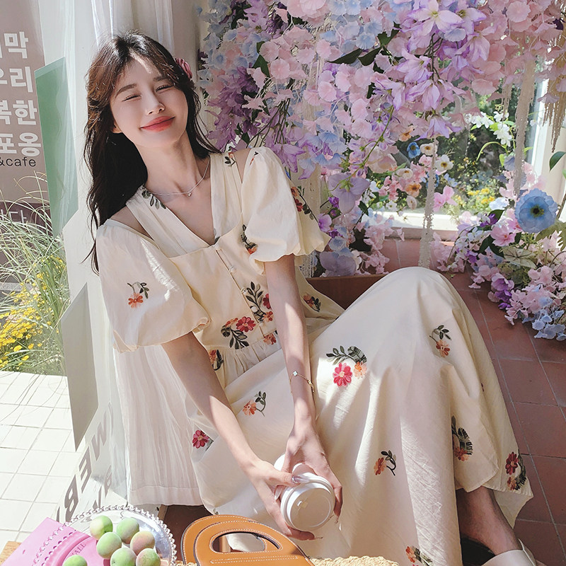 大货已出2026夏季法式茶歇假两件绣花连衣裙88681-P135K188,女装连衣裙,2C069