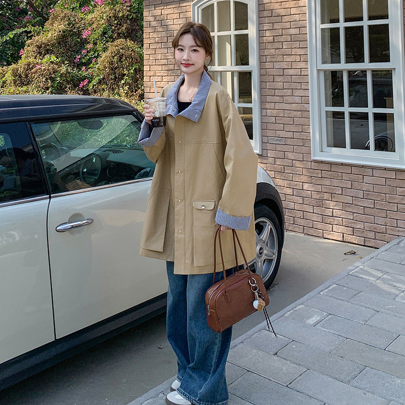 新品卡其色拼接蓝色细格宽松休闲风衣外套5857-P165-K238,女装风衣,2C159