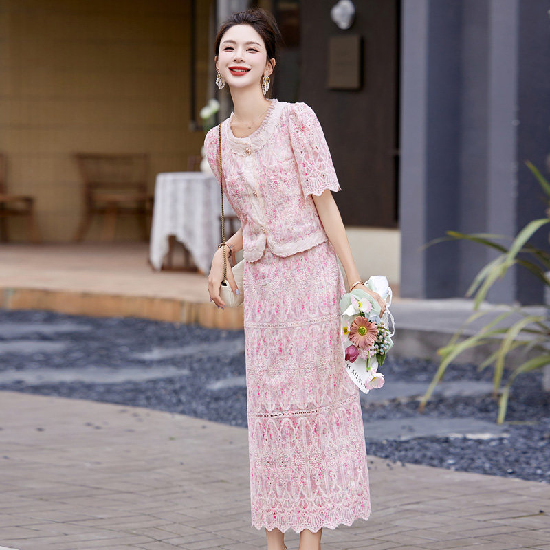 2025新款夏季女装木耳边领拼接泡泡蕾丝镂空两件套套裙,女装套装/套裙,丽莎妳雅