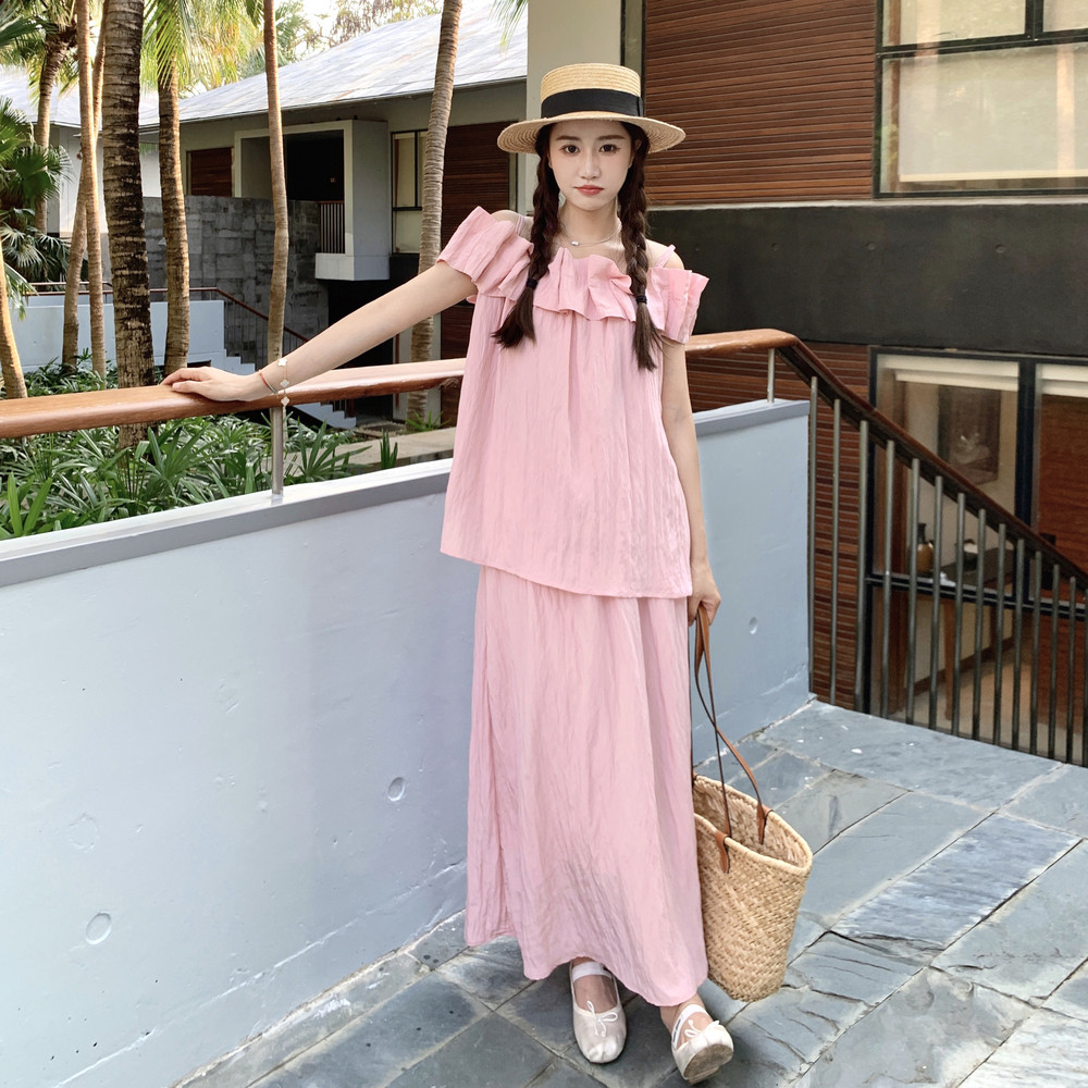 粉色温柔系甜美一字领吊带上衣套装女夏新款时尚洋气半身裙两件套,女装连衣裙,2C327