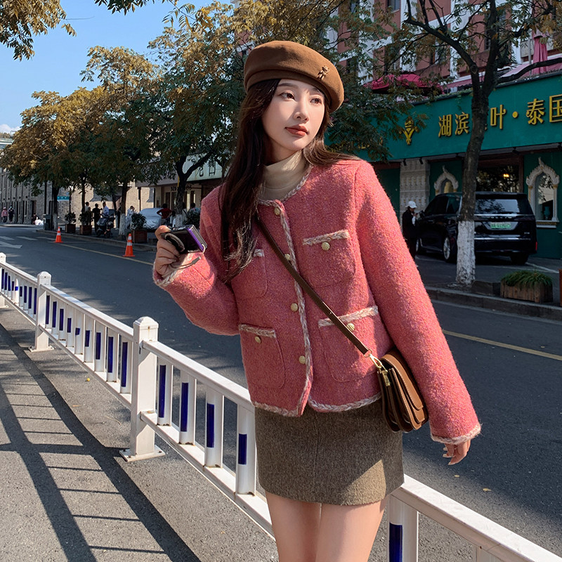 新款大货已出-短款羽绒服小香风外套A10-p235-k339,女装羽绒服,2C057